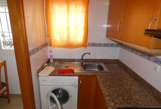 Resale - Apartment - Torrevieja - Torrevieja Centro