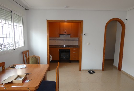 Resale - Apartment - Torrevieja - Torrevieja Centro