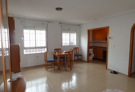 Resale - Apartment - Torrevieja - Torrevieja Centro