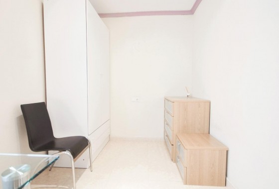 Resale - Apartment - Torrevieja - Centro