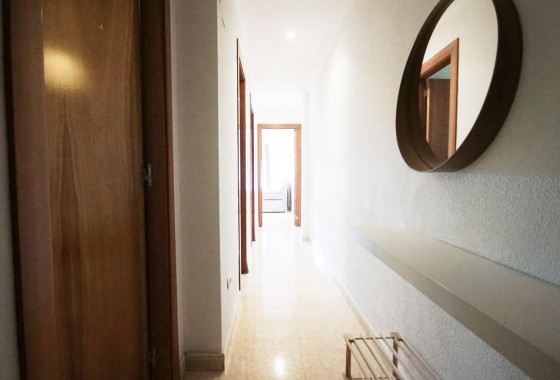 Resale - Apartment - Torrevieja - Centro