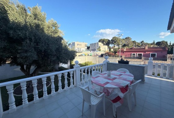 Revente - Villa - Torrevieja - Los Balcones - Los Altos del Edén