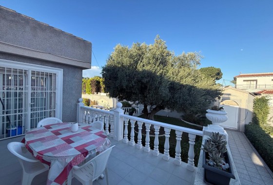 Segunda Mano - Chalet - Torrevieja - Los Balcones - Los Altos del Edén