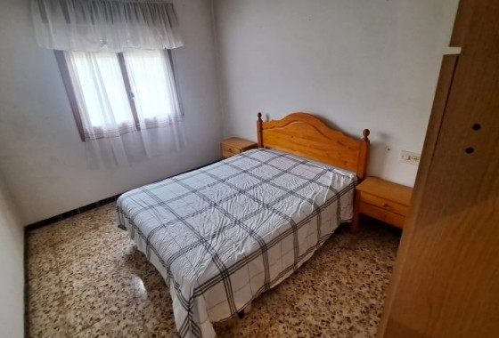 Resale - country house - Hondón de las Nieves