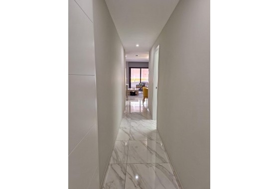 Resale - Apartment - Torrevieja - torrevieja