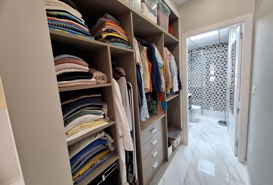 Resale - Apartment - Torrevieja - torrevieja