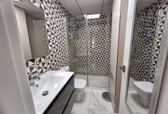 Resale - Apartment - Torrevieja - torrevieja