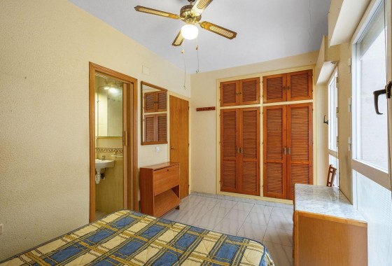 Resale - Apartment - Torrevieja - torrevieja