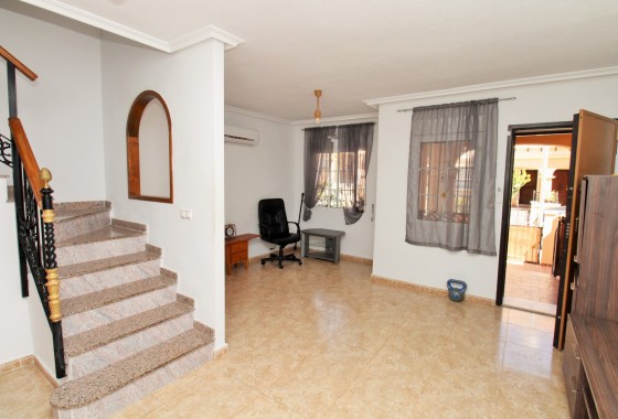 Resale - Townhouse - Villamartin