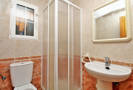 Resale - Townhouse - Villamartin