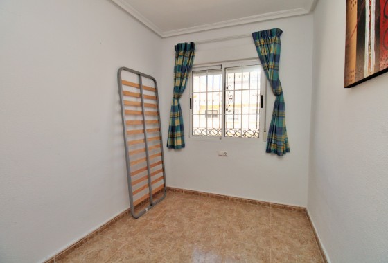 Resale - Townhouse - Villamartin