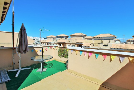Resale - Townhouse - Villamartin