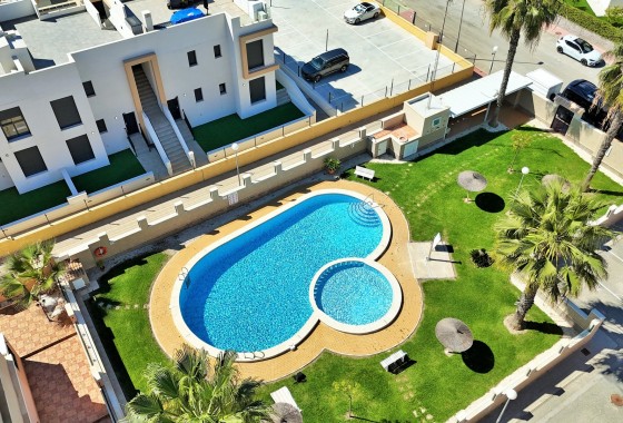Resale - Townhouse - Villamartin