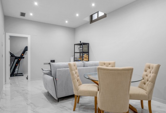 Resale - Villa / Detached - Orihuela Costa* - Villamartin*