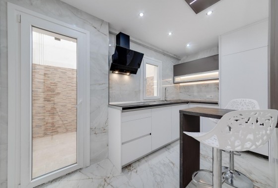 Segunda Mano - Apartamento - Torrevieja - torrevieja