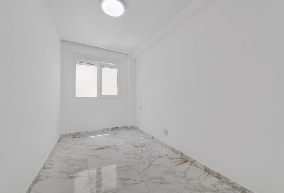 Segunda Mano - Apartamento - Torrevieja - torrevieja