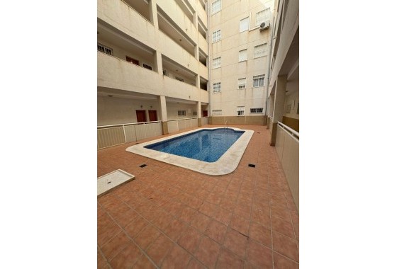 Revente - Appartement - Torrevieja - Centro