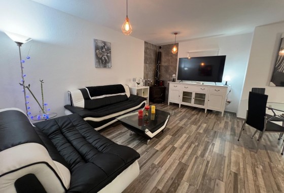 Revente - Villa - Torrevieja - Calas blanca