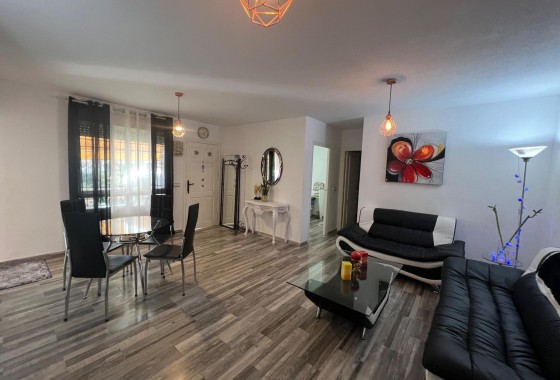 Revente - Villa - Torrevieja - Calas blanca