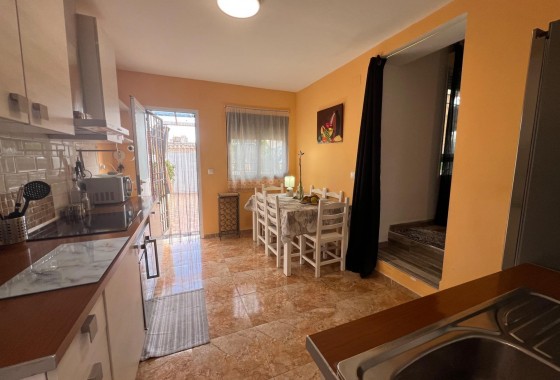 Revente - Villa - Torrevieja - Calas blanca