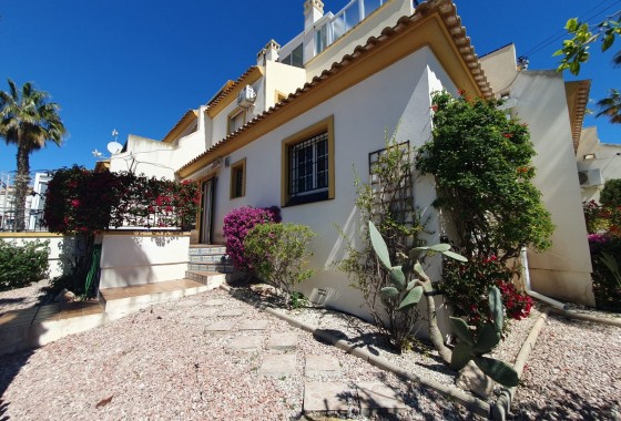 Resale - Apartment - Orihuela Costa - Villamartín