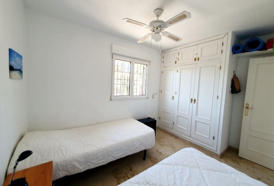 Resale - Apartment - Orihuela Costa - Villamartín