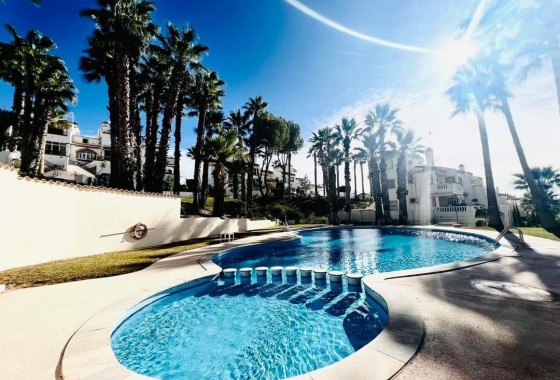 Resale - Apartment - Orihuela Costa - Villamartín