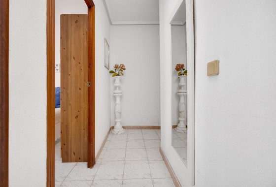 Resale - Apartment - Torrevieja - Estacion de autobuses