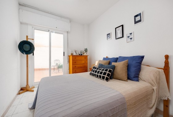 Resale - Apartment - Torrevieja - Estacion de autobuses