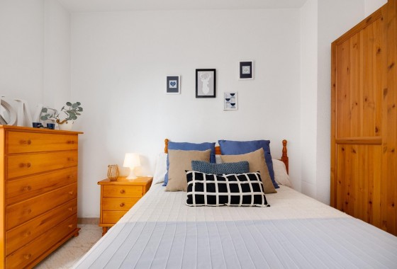 Resale - Apartment - Torrevieja - Estacion de autobuses