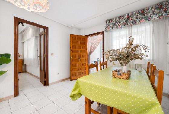 Resale - Apartment - Torrevieja - Estacion de autobuses