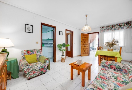 Resale - Apartment - Torrevieja - Estacion de autobuses