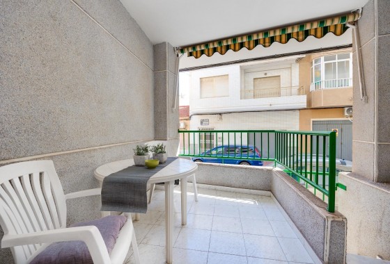 Resale - Apartment - Torrevieja - Estacion de autobuses