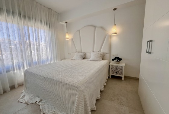 Resale - Townhouse - Villamartin - Costa Blanca
