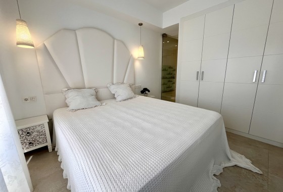 Resale - Townhouse - Villamartin - Costa Blanca