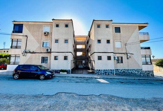 Resale - Apartment - El Chaparral - Inland