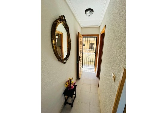 Resale - Apartment - El Chaparral - Inland