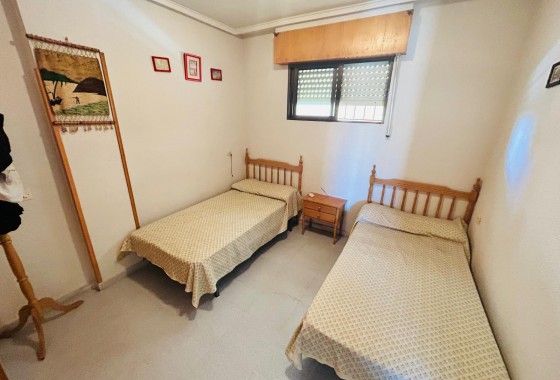 Resale - Apartment - El Chaparral - Inland
