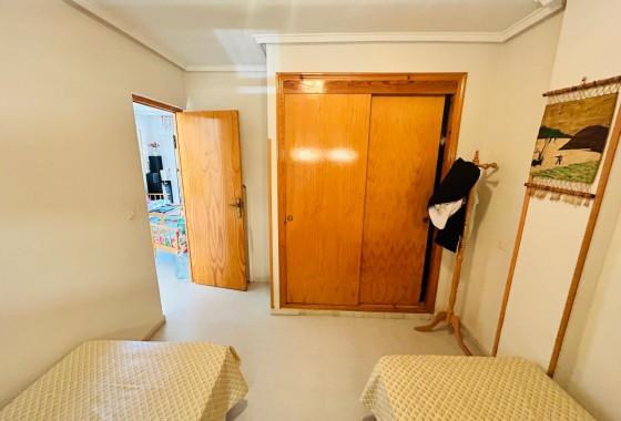 Resale - Apartment - El Chaparral - Inland