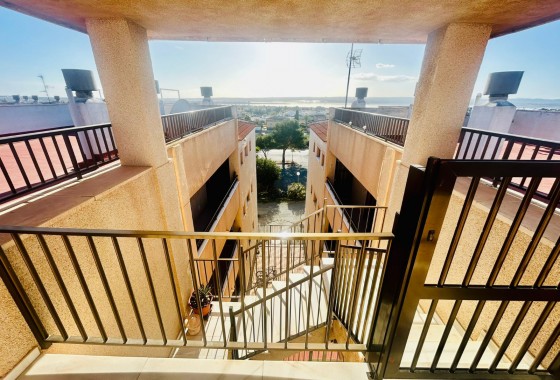 Resale - Apartment - El Chaparral - Inland