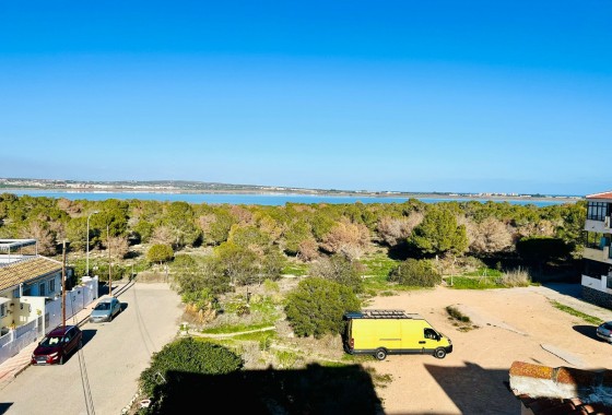 Resale - Apartment - El Chaparral - Inland
