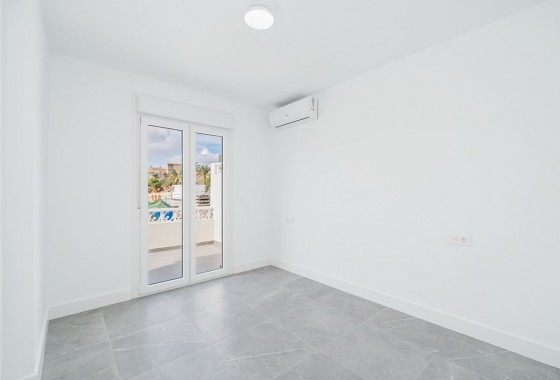 Resale - Townhouse - Torrevieja - Costa Blanca