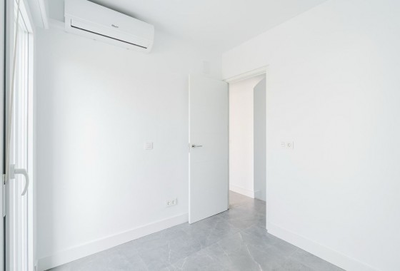 Resale - Townhouse - Torrevieja - Costa Blanca