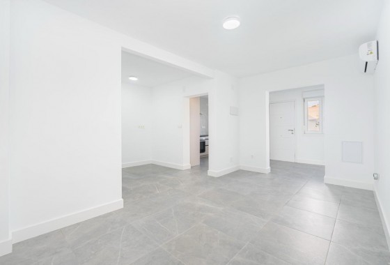 Resale - Townhouse - Torrevieja - Costa Blanca