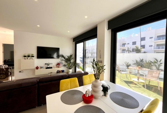 Resale - Detached Villa - Lo Romero Golf - Inland