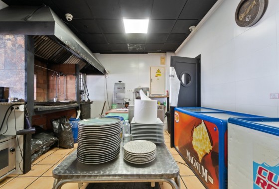 Resale - Commercial - Torrevieja - La Mata