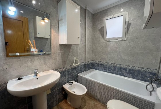 Revente - Appartement - Torrevieja - Centro