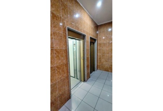 Revente - Appartement - Torrevieja - Centro