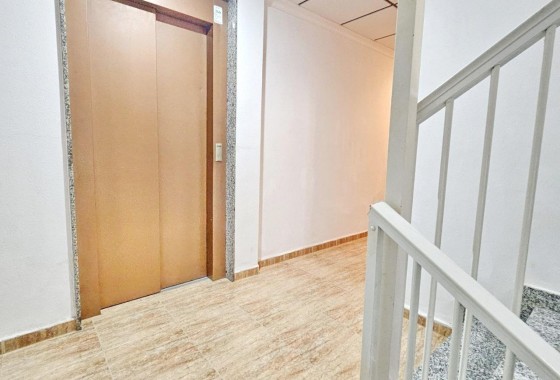 Revente - Appartement - Torrevieja - Estacion de autobuses