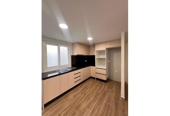Resale - Apartment - Torrevieja - torrevieja